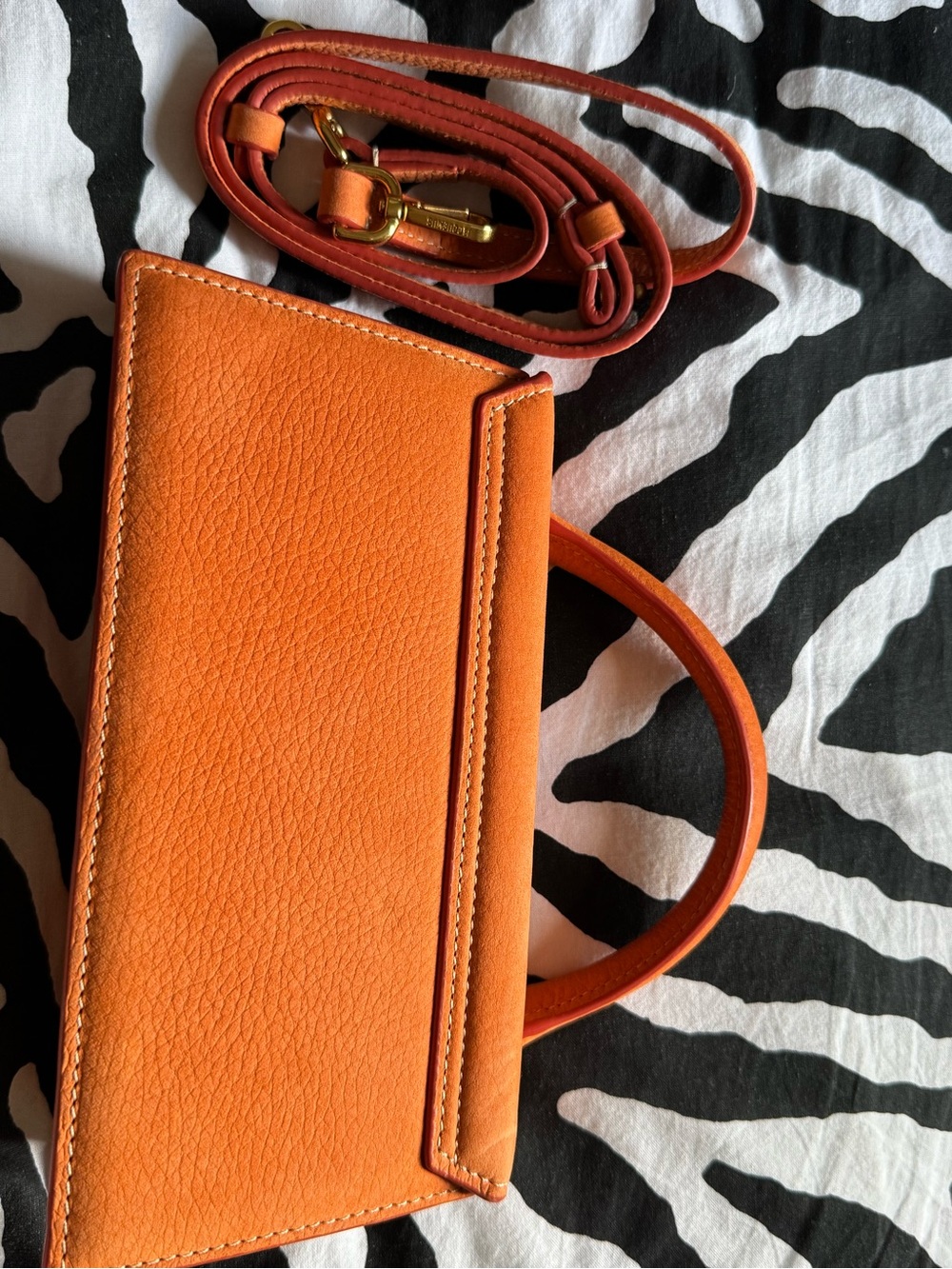 Le Chiquito Long Bag in Orange Leather - Picture 8 of 9